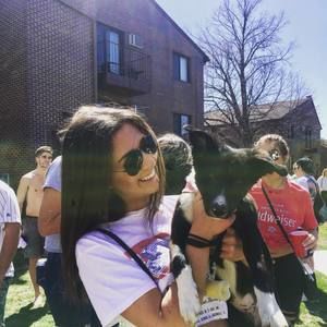 Meet your Posher, Danielle